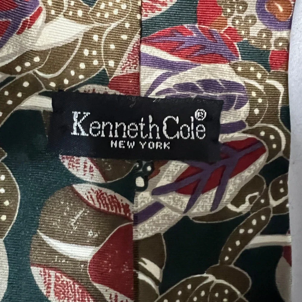 Kenneth Cole New York Silk Tie Burgundy Green Floral Pattern‎ Made in Italy Mens